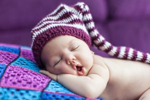 osservazione del corretto modo di respirare dei neonati 